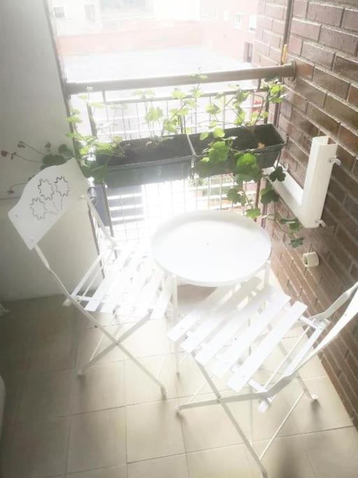 Colours Apartamento Овьедо Экстерьер фото